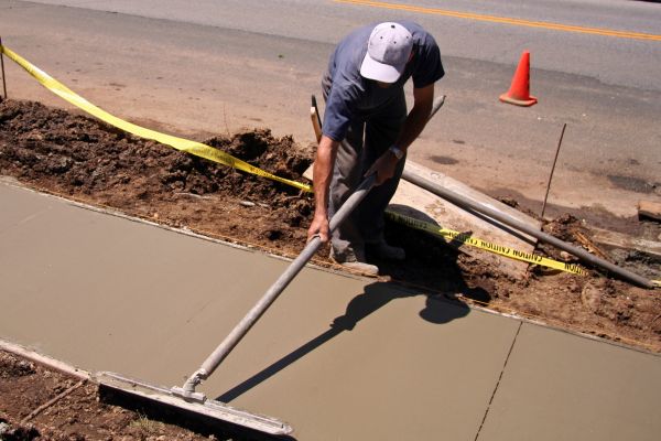 Cost of Sidewalk Building in Bowie